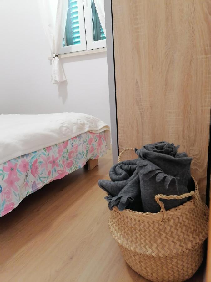 Ferienwohnung Dairos Mali Lošinj Exterior foto